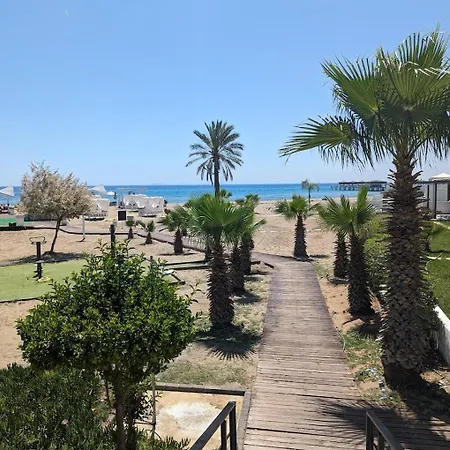 Caesar Blue Sea View Apartment *